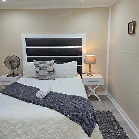 Cozy Cabin Midrand Extérieur photo
