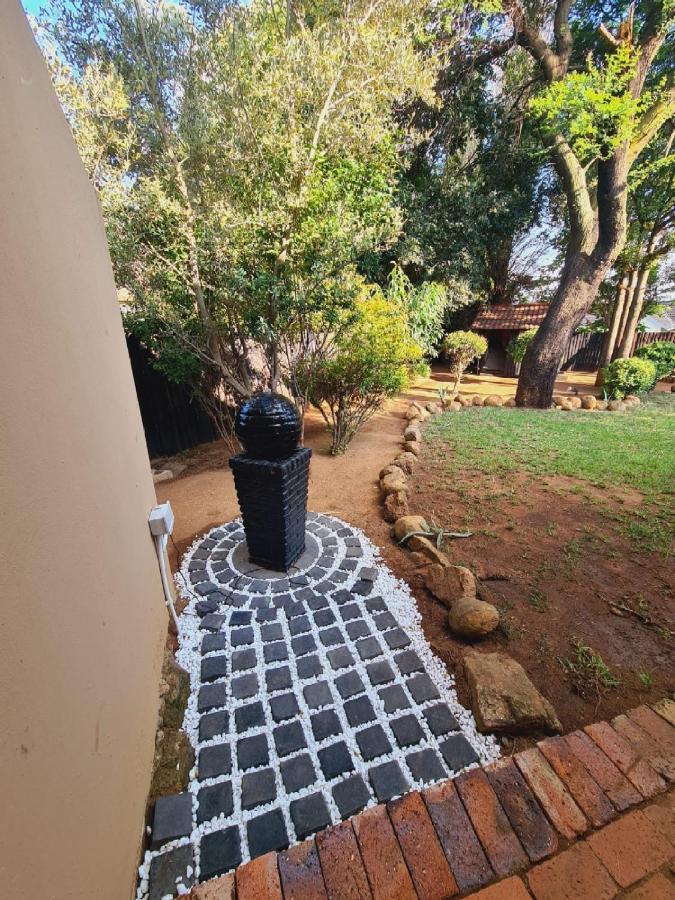 Cozy Cabin Midrand Extérieur photo
